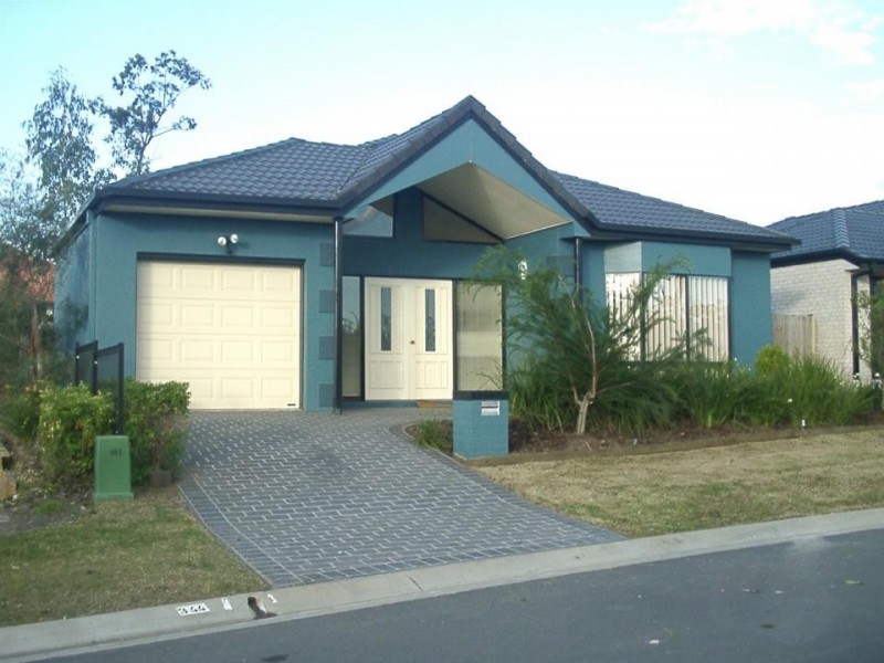 15 Balmoral Place, Forest Lake QLD 4078