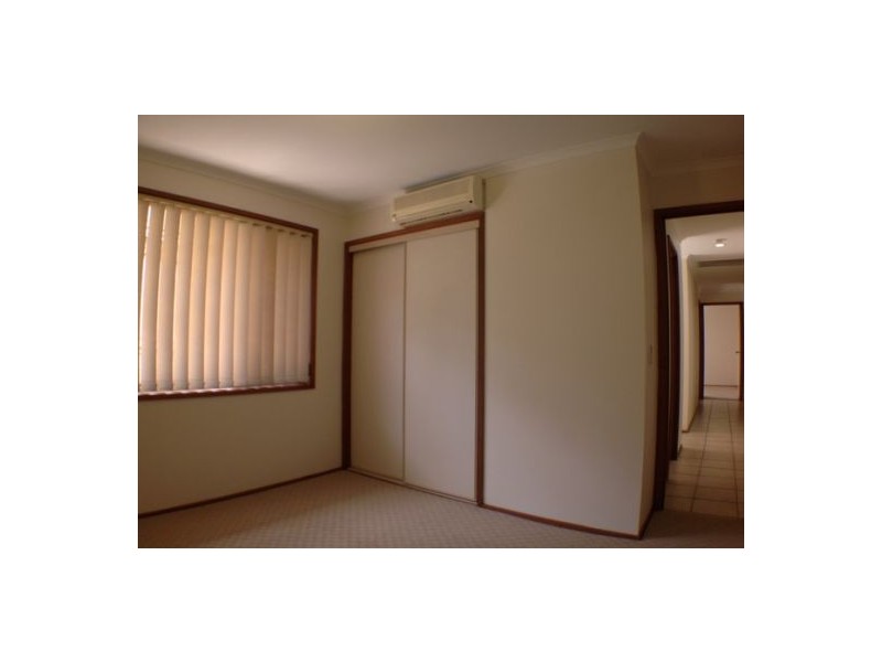 24 Baikal Place, Westlake QLD 4074