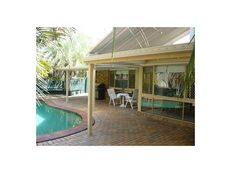 24 Baikal Place, Westlake QLD 4074