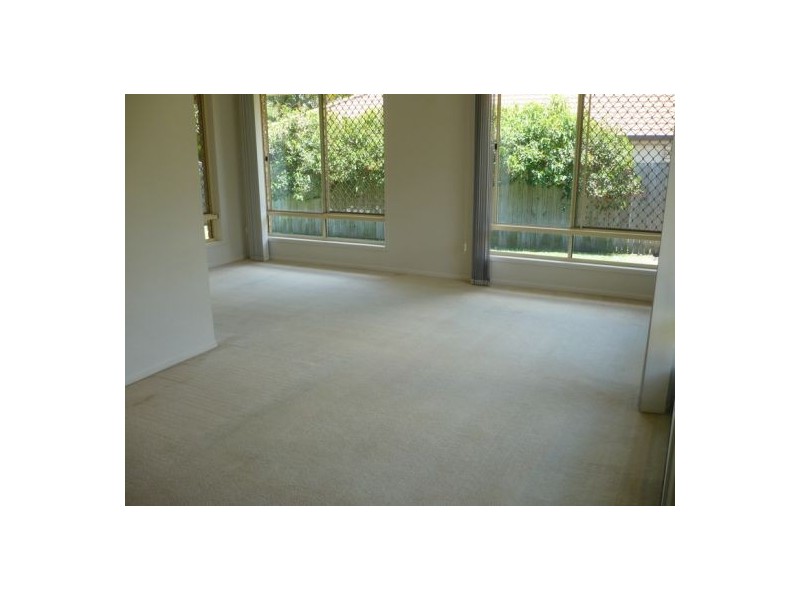 11 Columbus Place, Forest Lake QLD 4078