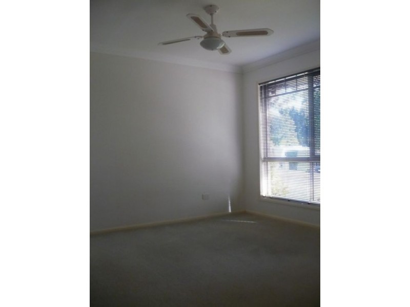 3 Beerwah Place, Forest Lake QLD 4078