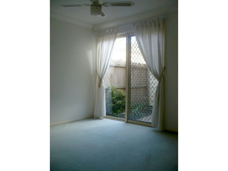 3 Beerwah Place, Forest Lake QLD 4078