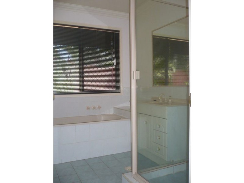 3 Beerwah Place, Forest Lake QLD 4078