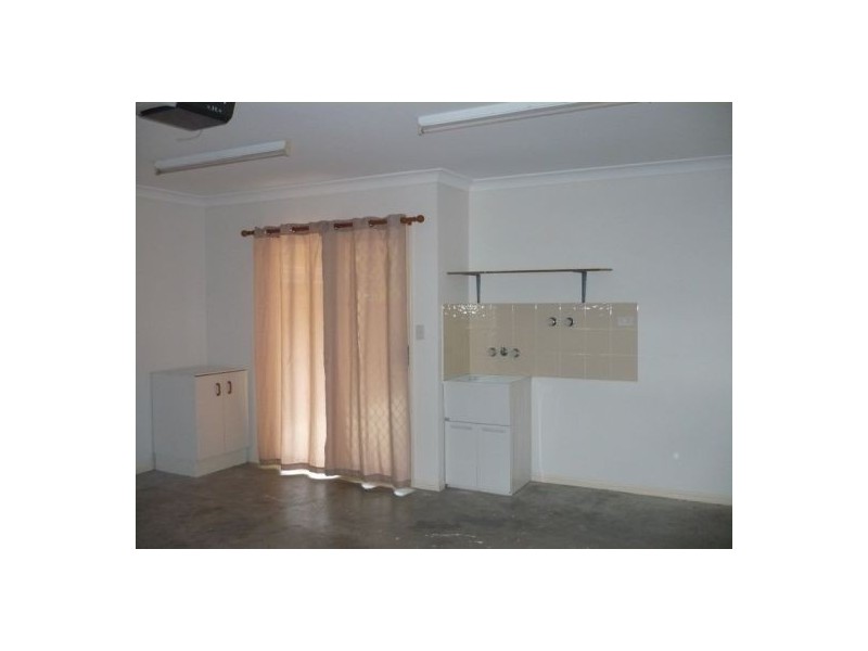 3 Beerwah Place, Forest Lake QLD 4078