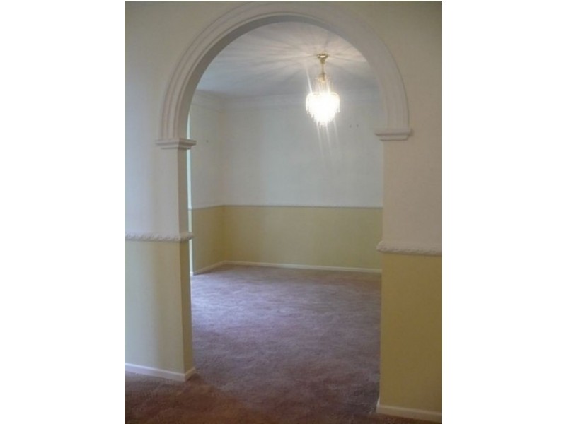 8 Baikal Place, Westlake QLD 4074