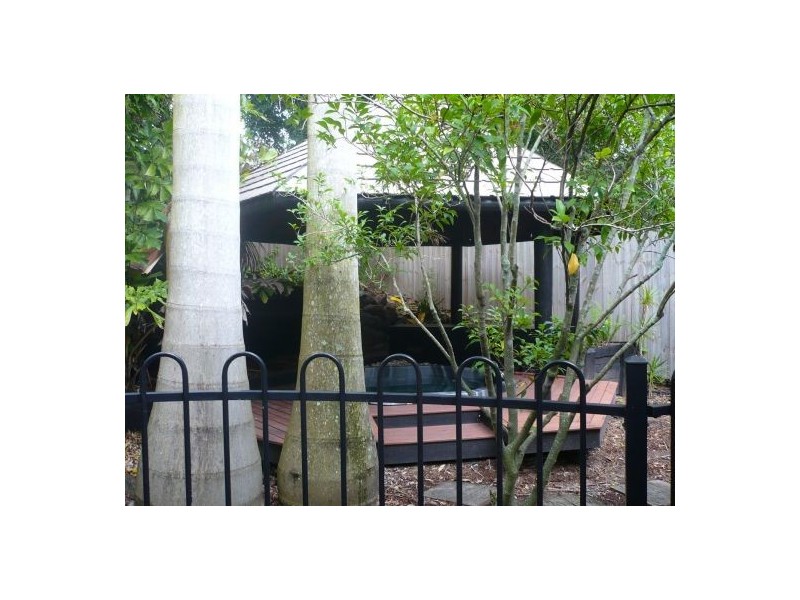 48 Paluna Street, Riverhills QLD 4074