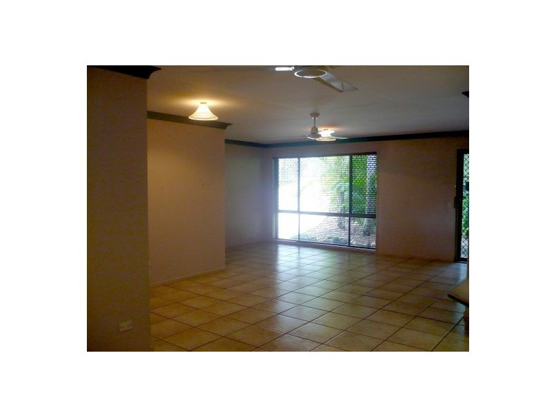 48 Paluna Street, Riverhills QLD 4074