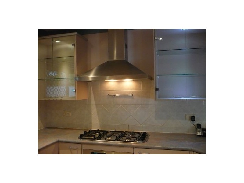 48 Paluna Street, Riverhills QLD 4074