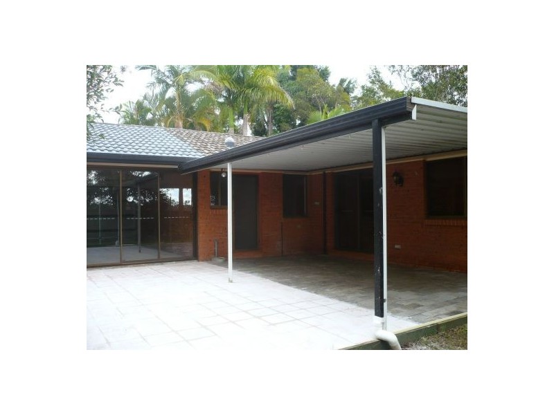 48 Paluna Street, Riverhills QLD 4074