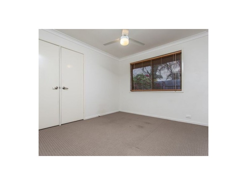 8 Carnegie Street, Westlake QLD 4074