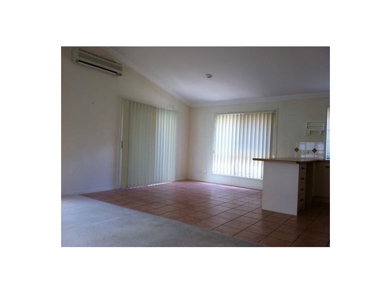 21 Richmond Place, Forest Lake QLD 4078