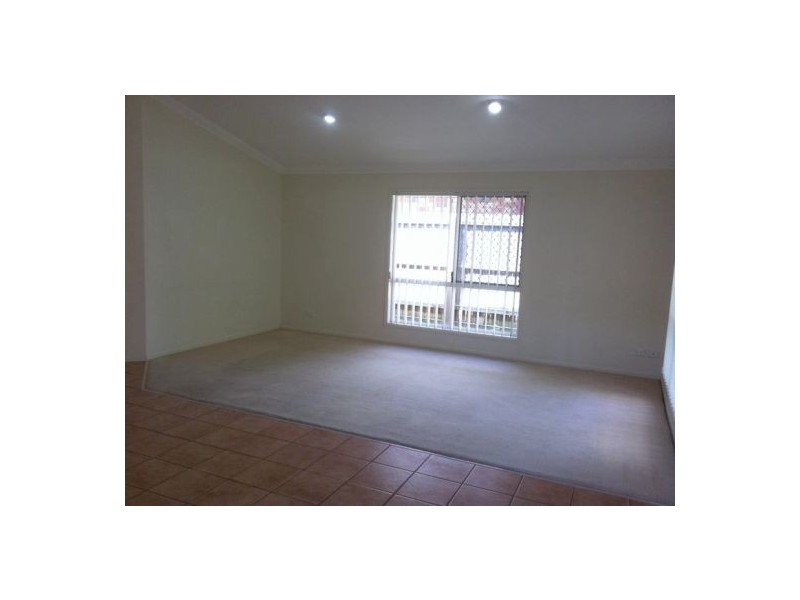 21 Richmond Place, Forest Lake QLD 4078