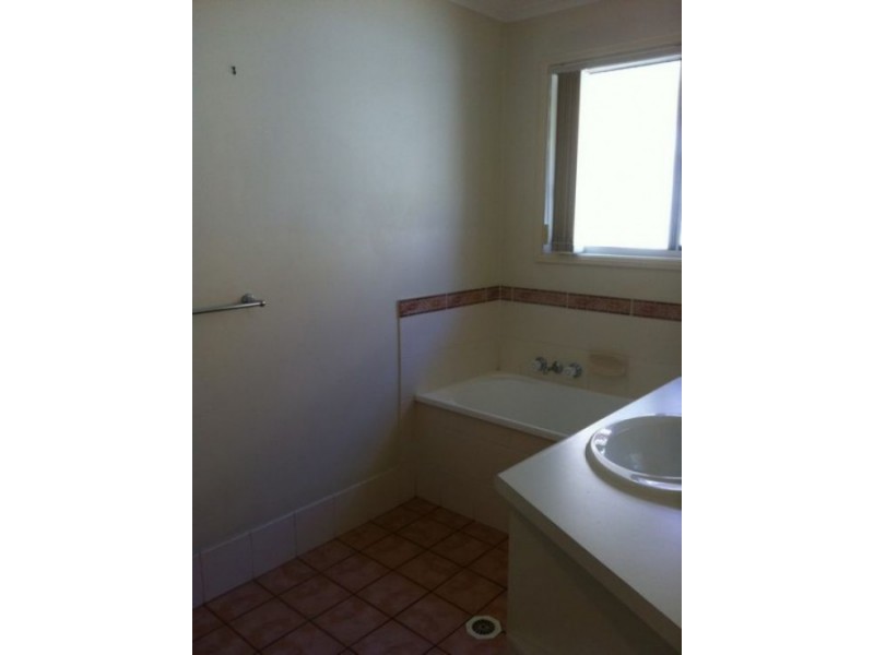 21 Richmond Place, Forest Lake QLD 4078