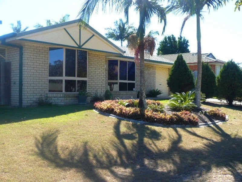 7 Riseborough Cres, Crestmead QLD 4132