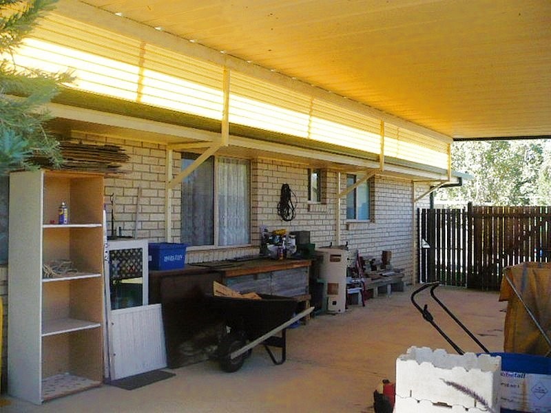 7 Riseborough Cres, Crestmead QLD 4132