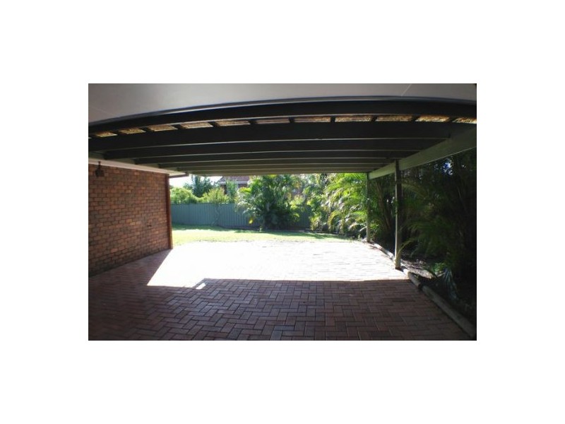 23 Paluna St, Riverhills QLD 4074