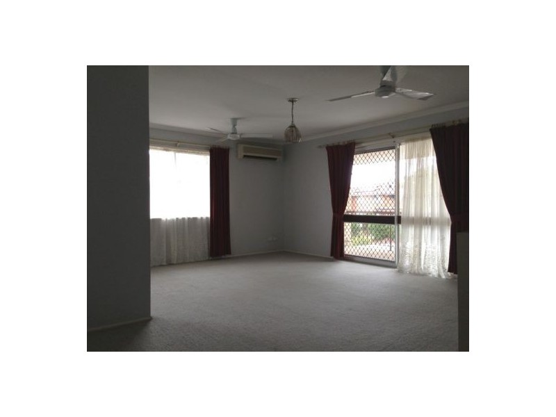 3 Ebrill Street, Jamboree Heights QLD 4074