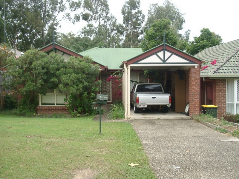 35 Barrier Place, Forest Lake QLD 4078