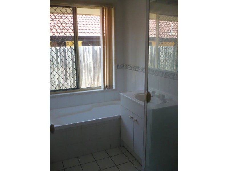 64 Glorious Way, Forest Lake QLD 4078