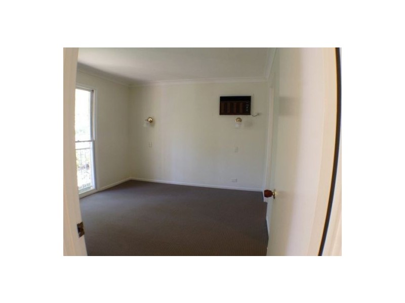 16 Andros Street, Chapel Hill QLD 4069