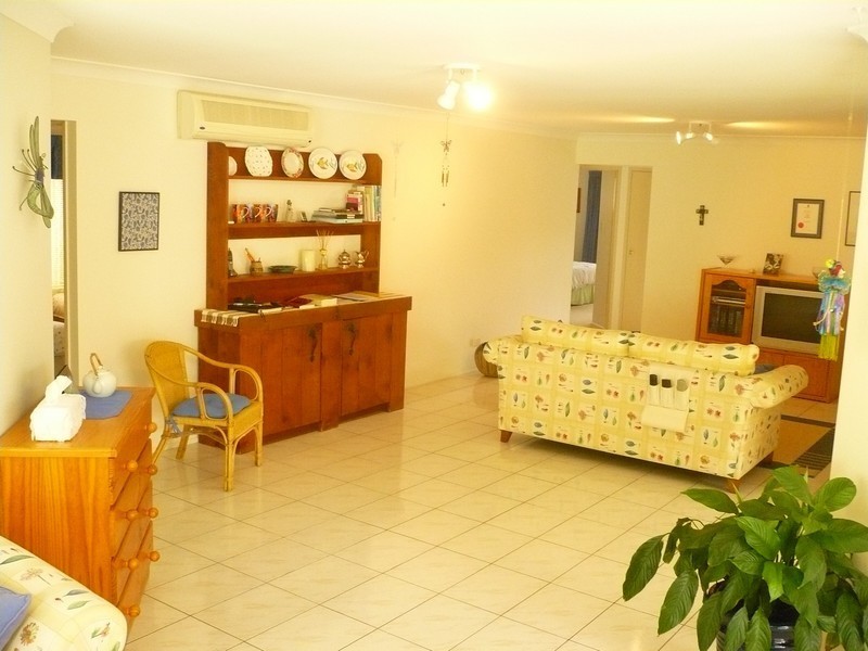 13 Sumac street, Middle Park QLD 4074