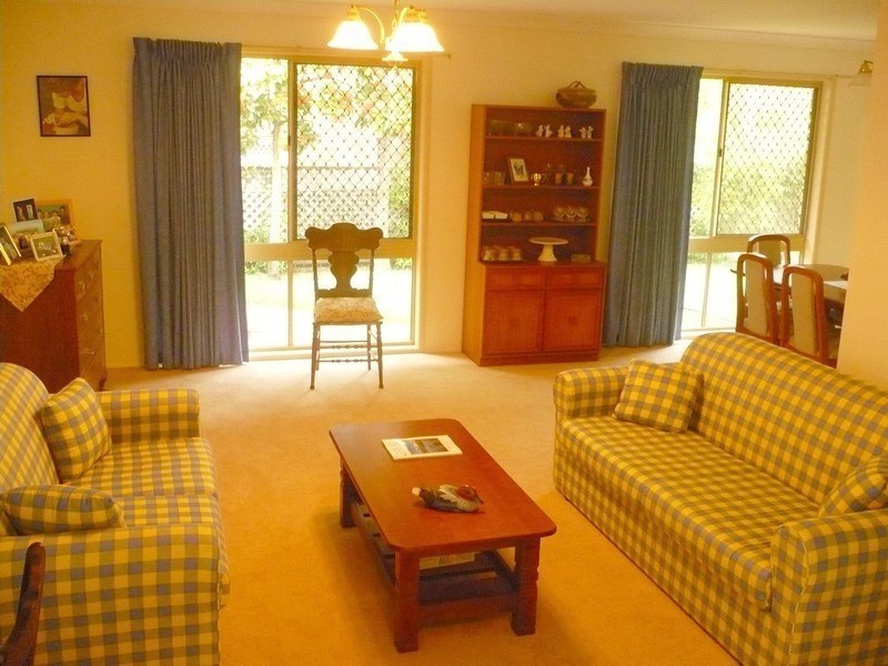 13 Sumac street, Middle Park QLD 4074