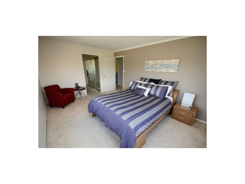 18 Mukine Street, Jindalee QLD 4074