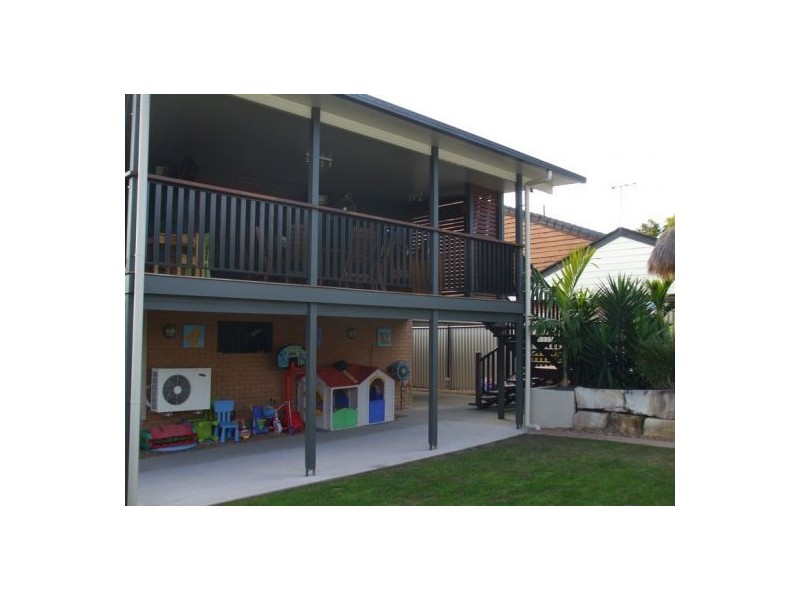 32 Patrol Street, Jamboree Heights QLD 4074