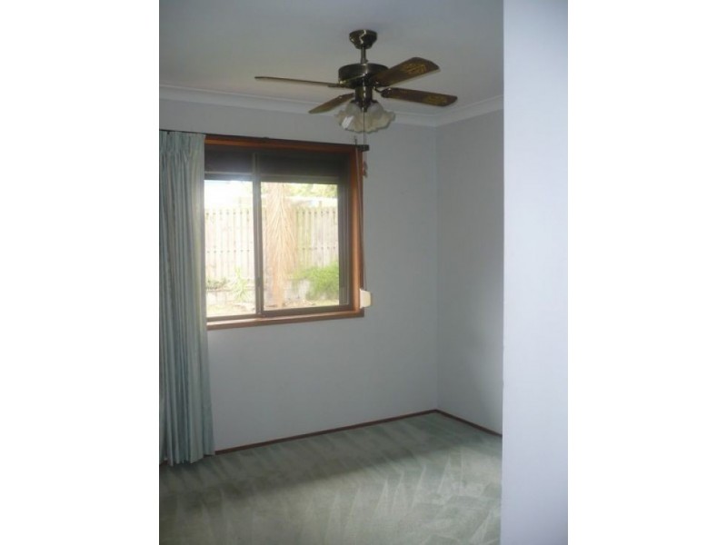 42 Langlo Street, Riverhills QLD 4074