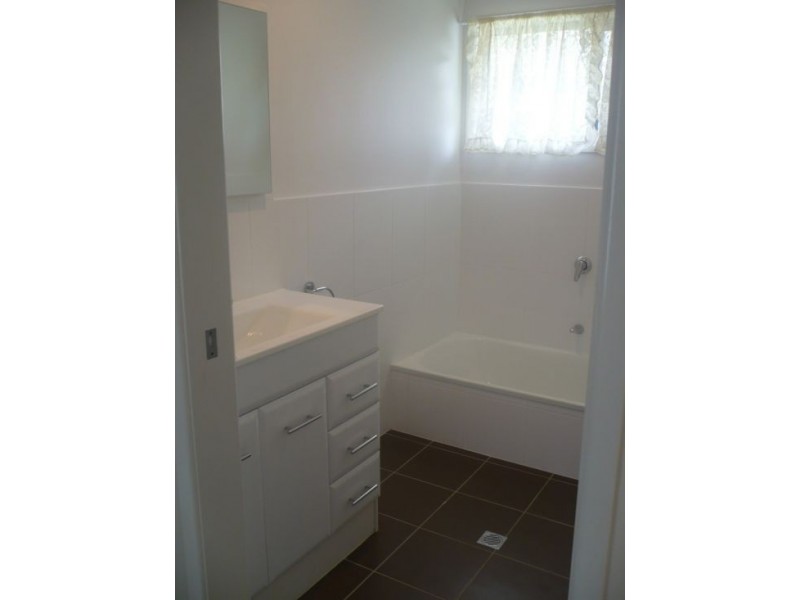 31 Ebrill Street, Jamboree Heights QLD 4074