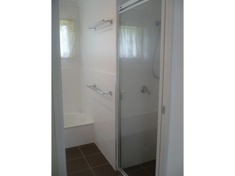 31 Ebrill Street, Jamboree Heights QLD 4074