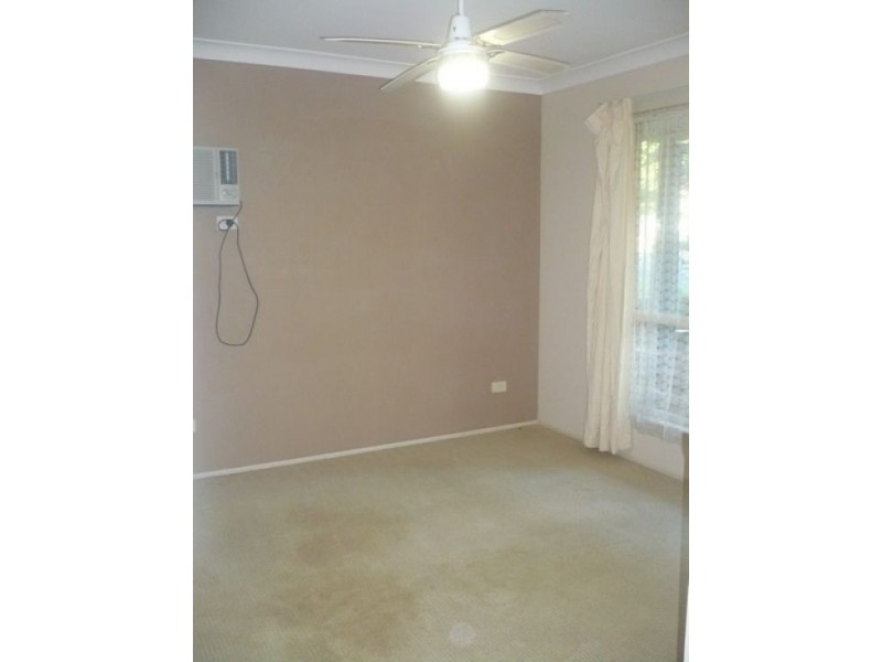 4 Conifer Place, Forest Lake QLD 4078
