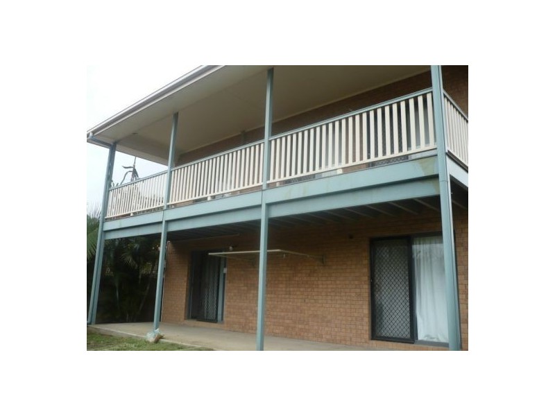 4 Selkirk Close, Oxley QLD 4075
