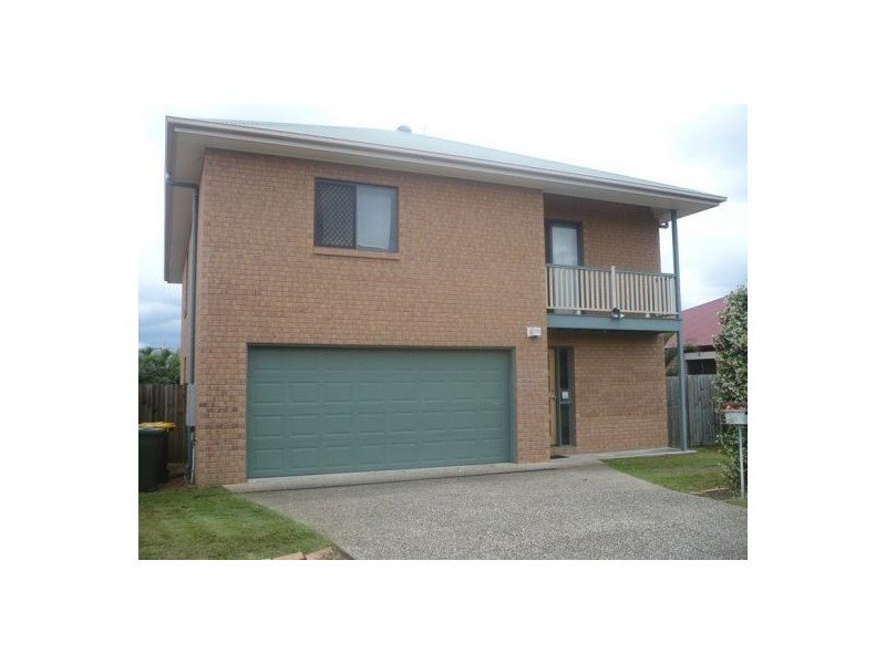 4 Selkirk Close, Oxley QLD 4075