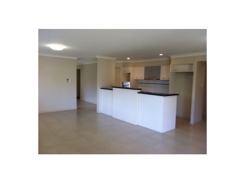 8 Rothburn Street, Doolandella QLD 4077