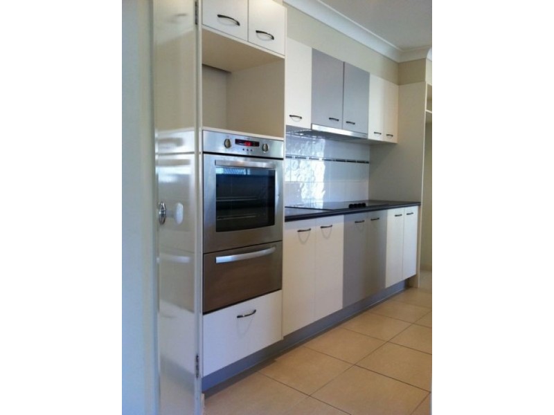 8 Rothburn Street, Doolandella QLD 4077