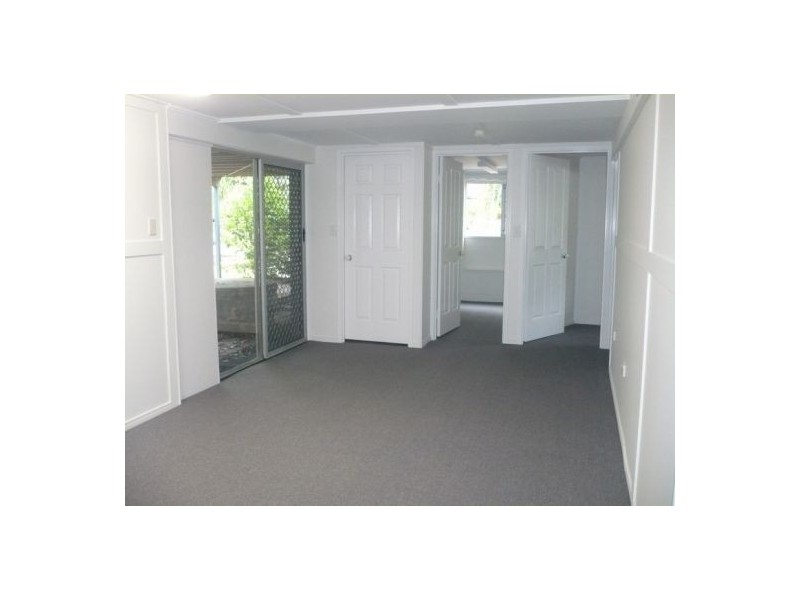 23 Cairns Rd, Camira QLD 4300
