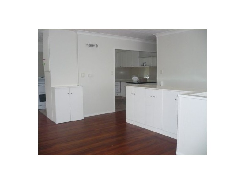 23 Cairns Rd, Camira QLD 4300