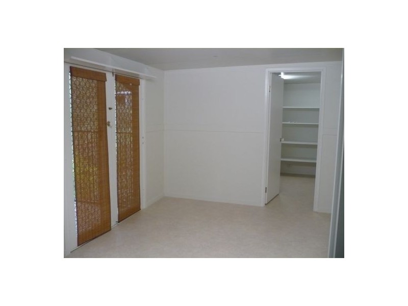 23 Cairns Rd, Camira QLD 4300