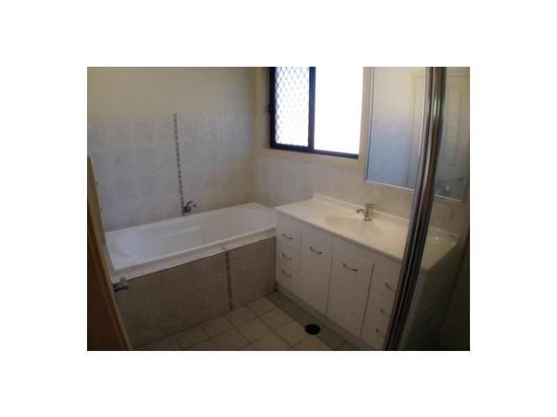 4/11 Juba Street, Riverhills QLD 4074