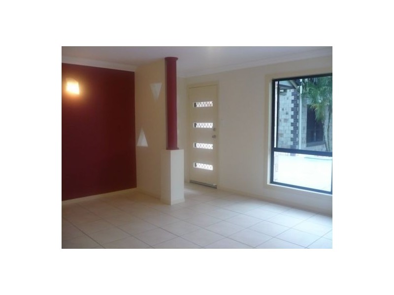 8/11 Juba Street, Riverhills QLD 4074