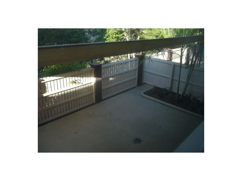 8/11 Juba Street, Riverhills QLD 4074