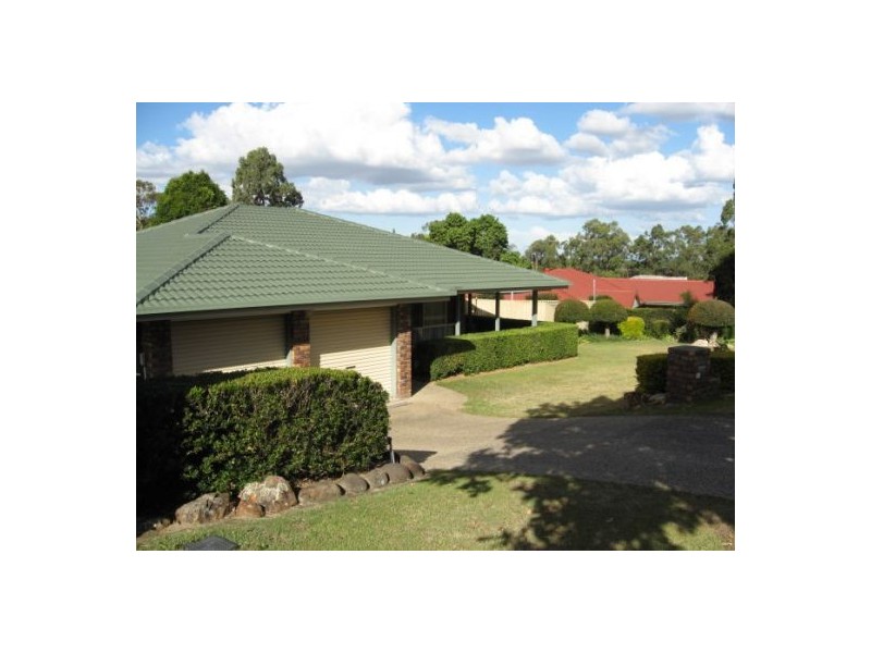 27 Flinders Crescent, Forest Lake QLD 4078