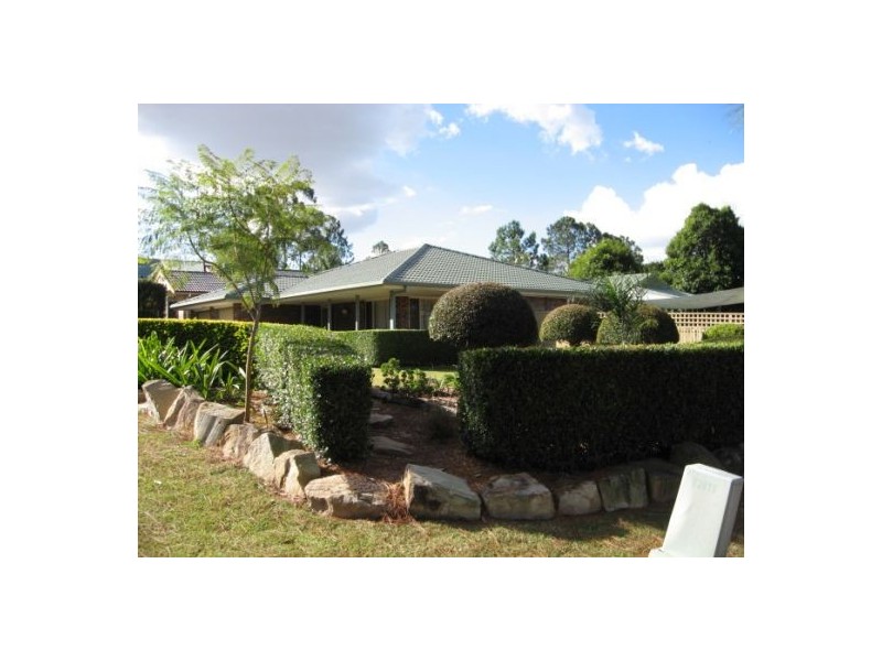 27 Flinders Crescent, Forest Lake QLD 4078