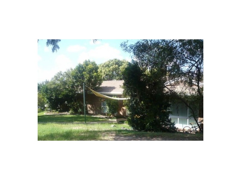 2 Janie Close, Sinnamon Park QLD 4073