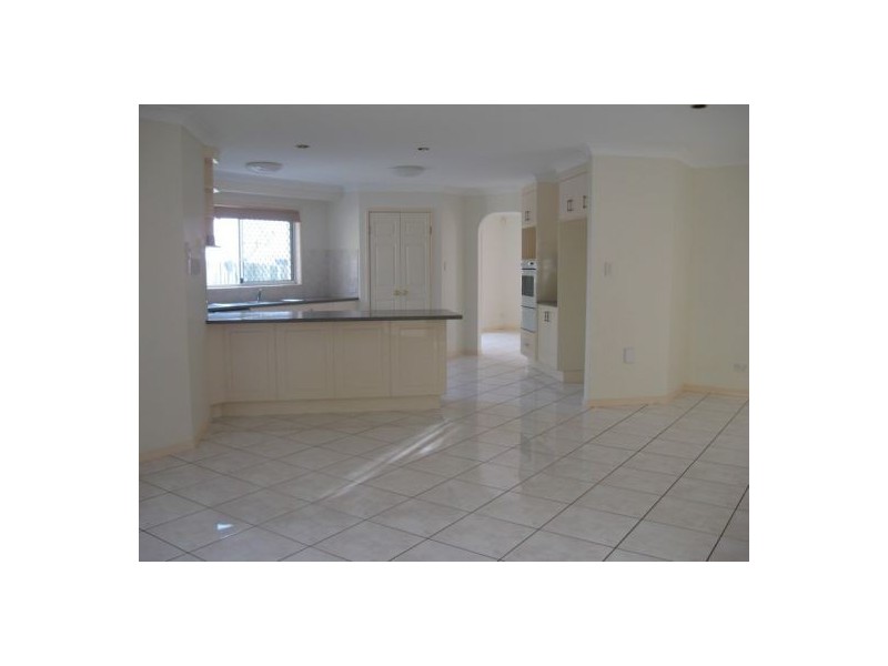 33 Vakuta Street, Fig Tree Pocket QLD 4069