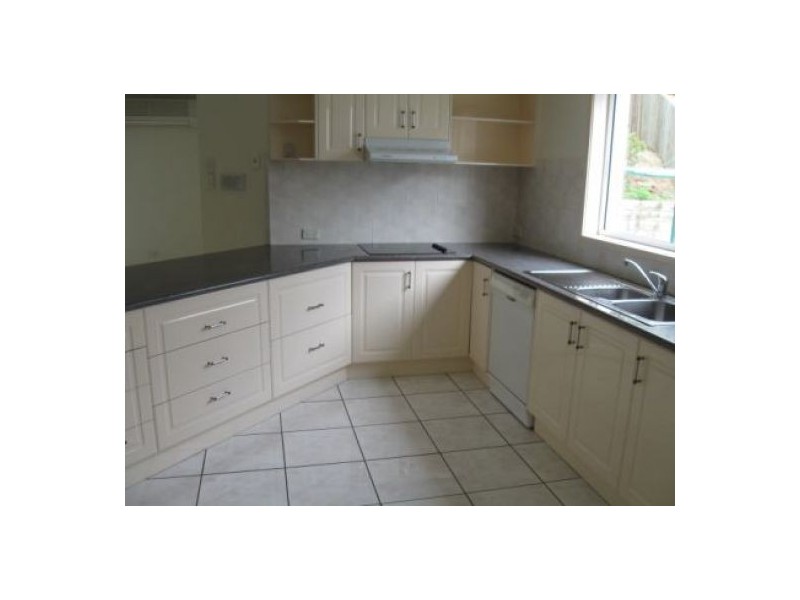 33 Vakuta Street, Fig Tree Pocket QLD 4069