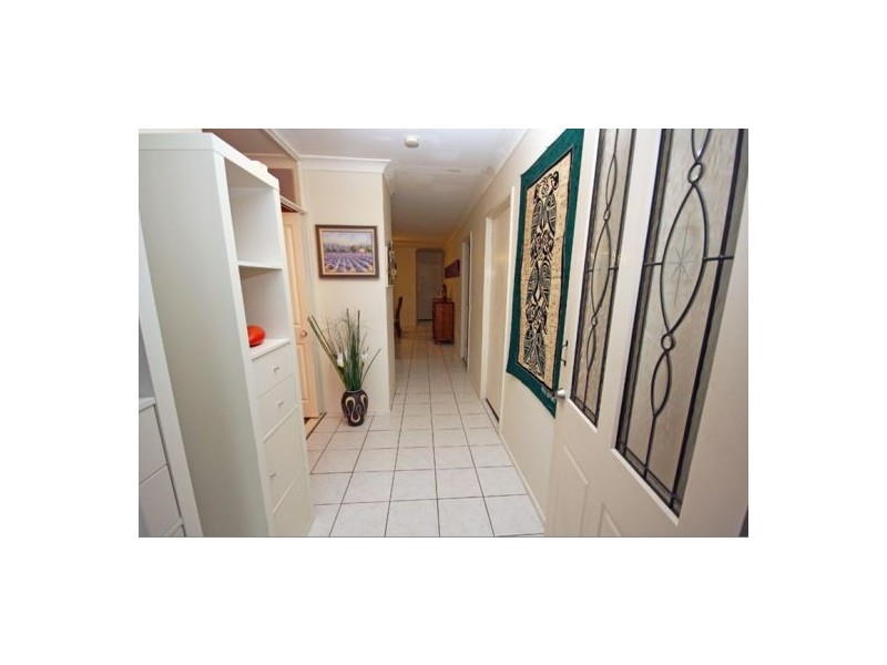 38 Langlo Street, Riverhills QLD 4074