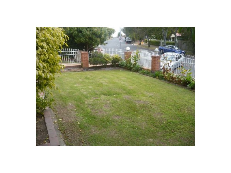86 Andaman Street, Jamboree Heights QLD 4074