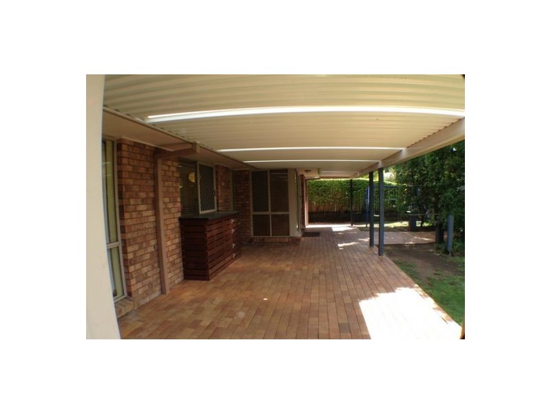 12 Avondale Road, Sinnamon Park QLD 4073